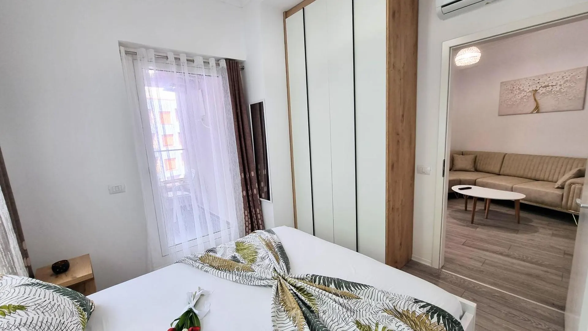 Apartment Cozy 2Br Condo Free Parking-Wifi-Ac-Dryer Tirana